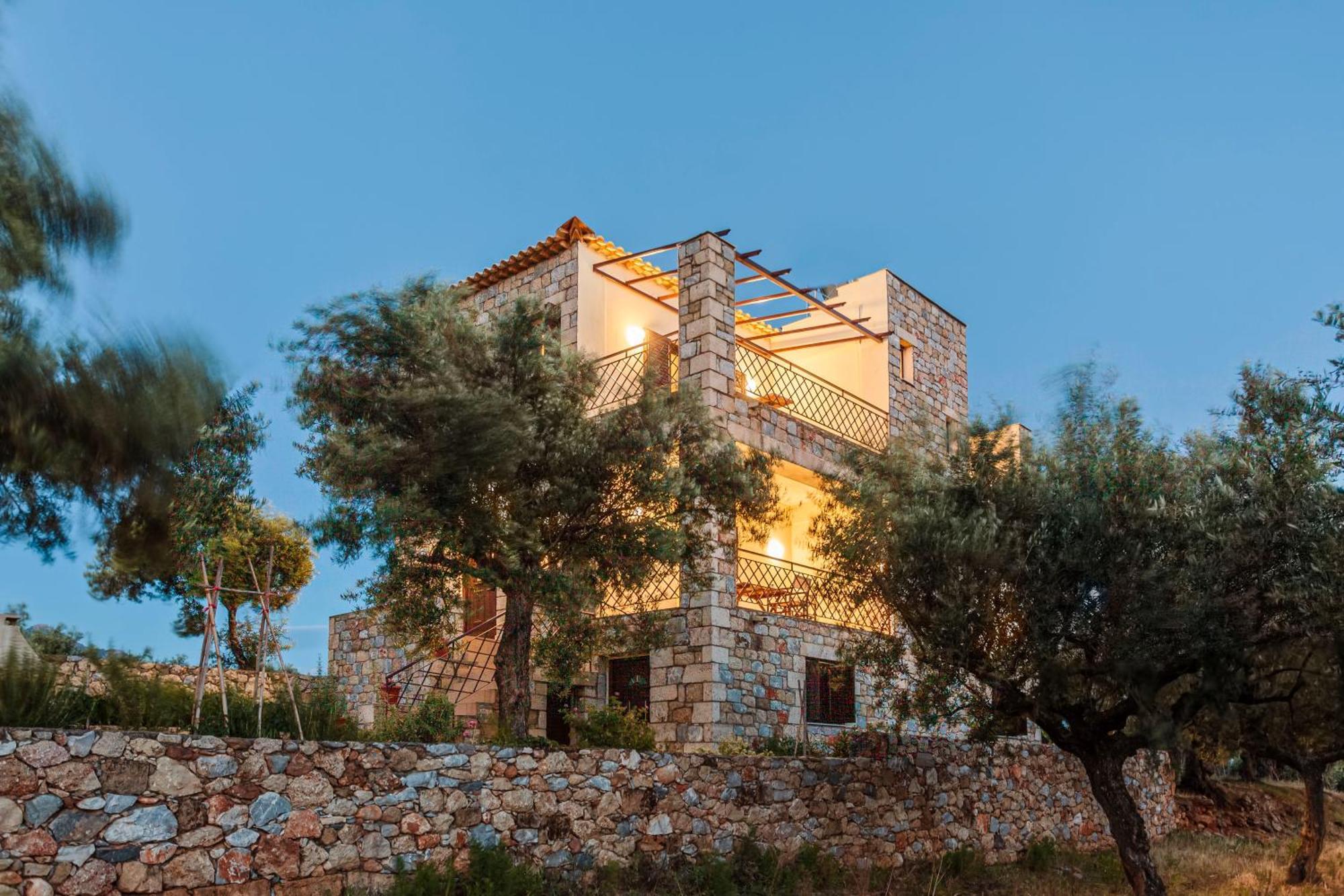 Villa Armonia, Sunset View And Relaxing Beach Vibe Proástion المظهر الخارجي الصورة