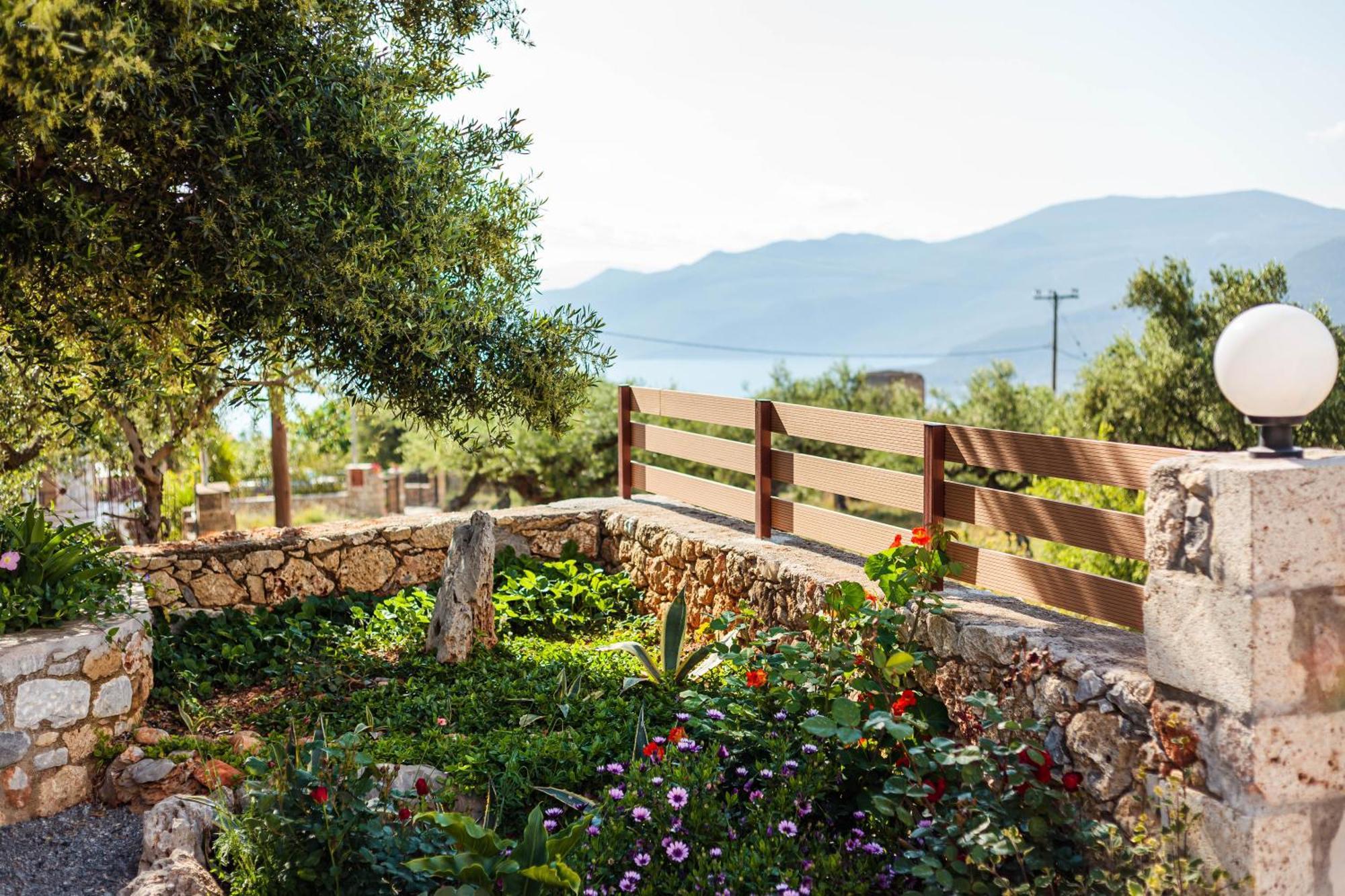 Villa Armonia, Sunset View And Relaxing Beach Vibe Proástion المظهر الخارجي الصورة